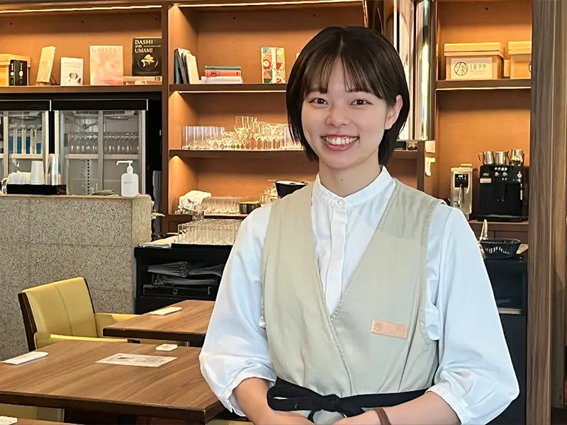 今津友里